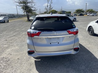 2017 Honda Fit Shuttle for sale in Kingston / St. Andrew, Jamaica