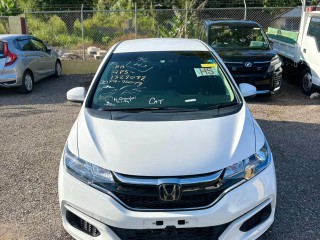 2018 Honda Fit
$2,150,000