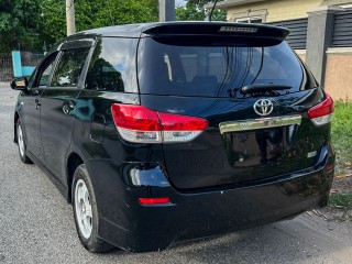 2012 Toyota wish