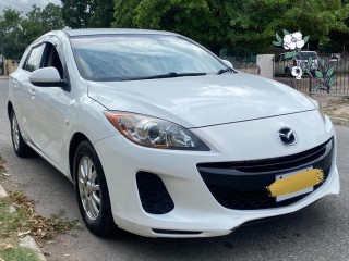 2013 Mazda Axela