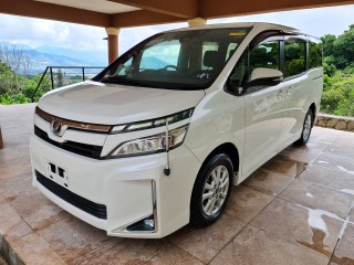 2018 Toyota Voxy