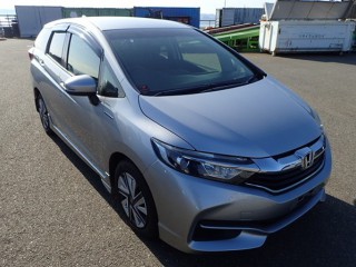 2016 Honda Fit Shuttle Hybrid