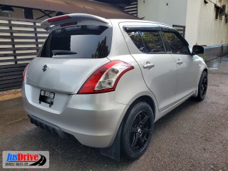 2015 Suzuki SUZUKI SWIFT