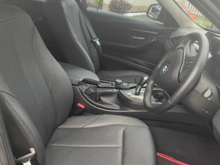 2018 BMW 318i