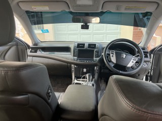 2012 Toyota Crown