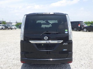 2016 Nissan Serena Hybrid