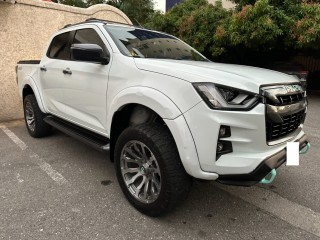 2022 Isuzu DMAX 
$8,000,000