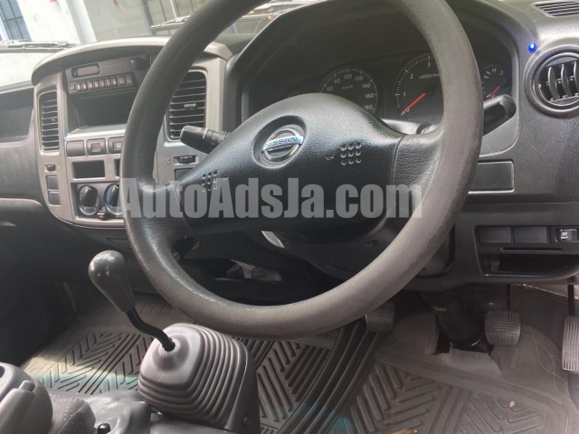 2011 Nissan urvan for sale in Manchester, Jamaica