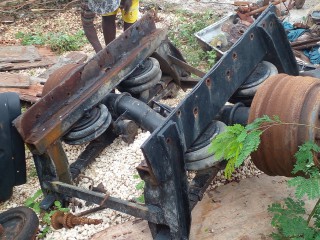 2010 Volvo Mack Truck Drop Axle