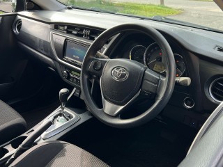 2013 Toyota Auris
$1,390,000
