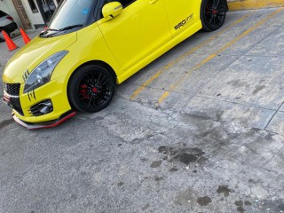 2013 Suzuki Swift Sport