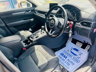 2018 Mazda Cx5 
$3,800,000