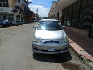 2004 Toyota Picnic for sale in Kingston / St. Andrew, Jamaica