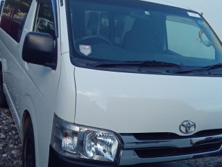 2015 Toyota Hiace