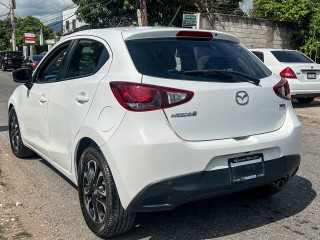 2017 Mazda Demio
$1,390,000