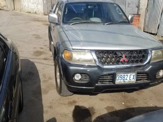 2001 Mitsubishi Montero for sale in Kingston / St. Andrew, Jamaica