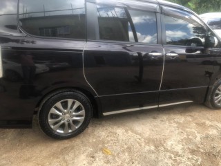 2012 Toyota Voxy for sale in Manchester, Jamaica