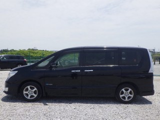 2016 Nissan Serena Hybrid