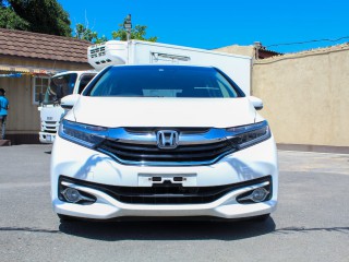 2017 Honda Fit Shuttle for sale in Kingston / St. Andrew, Jamaica