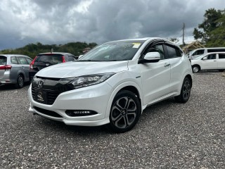 2016 Honda Vezel 
$2,999,999