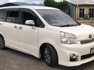 2013 Toyota Voxy Kirameki 3 for sale in Manchester, Jamaica