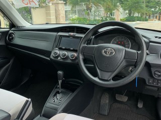 2017 Toyota Corolla axio