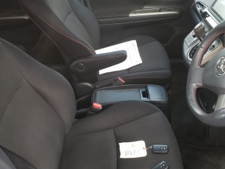 2010 Toyota Wish Z Monotone Sports Edition for sale in Kingston / St. Andrew, Jamaica