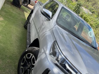 2021 Toyota Hilux