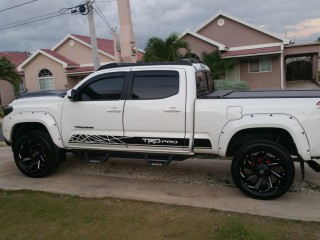 2016 Toyota Tacoma for sale in Kingston / St. Andrew, Jamaica