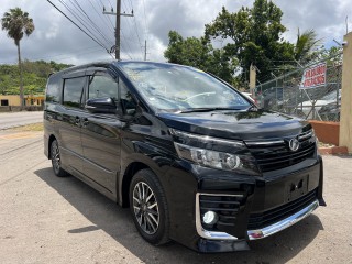 2017 Toyota Voxy Zs