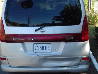 2001 Nissan Serena for sale in Kingston / St. Andrew, Jamaica