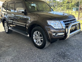 2019 Mitsubishi Pajero