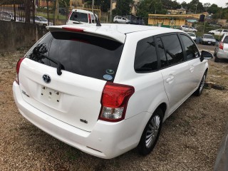 2015 Toyota Fielder