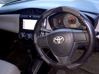 2013 Toyota Axio