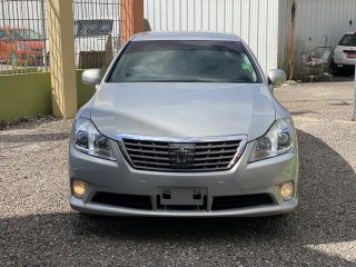 2012 Toyota Crown Royal Saloon for sale in Manchester, Jamaica