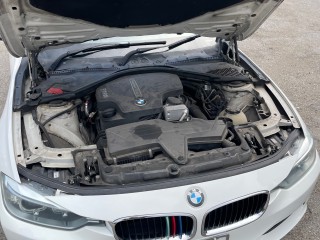 2013 BMW 320i