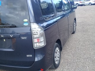 2010 Toyota voxy for sale in Manchester, Jamaica