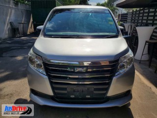 2014 Toyota NOAH