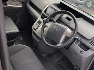 2010 Toyota voxy for sale in Manchester, Jamaica