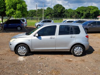 2006 Mazda Demio