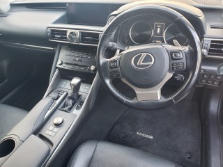 2017 Lexus IS300