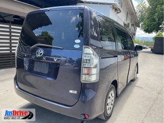 2011 Toyota VOXY