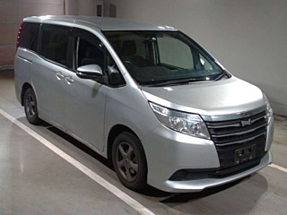 2015 Toyota Noah for sale in Kingston / St. Andrew, Jamaica