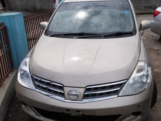 2011 Nissan Tida for sale in Kingston / St. Andrew, Jamaica