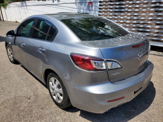 2011 Mazda AXELA 
$990,000