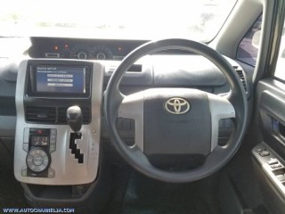 2009 Toyota noah for sale in Kingston / St. Andrew, Jamaica