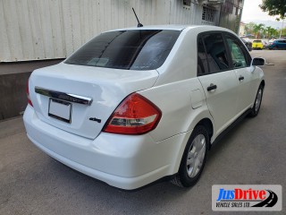 2009 Nissan TIIDA