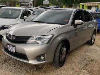 2013 Toyota COROLLA AXIO