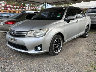 2013 Toyota Corolla Axio 
$1,380,000