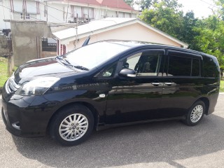 2011 Toyota ISIS Platana NEWLY IMPORTED for sale in St. James, Jamaica